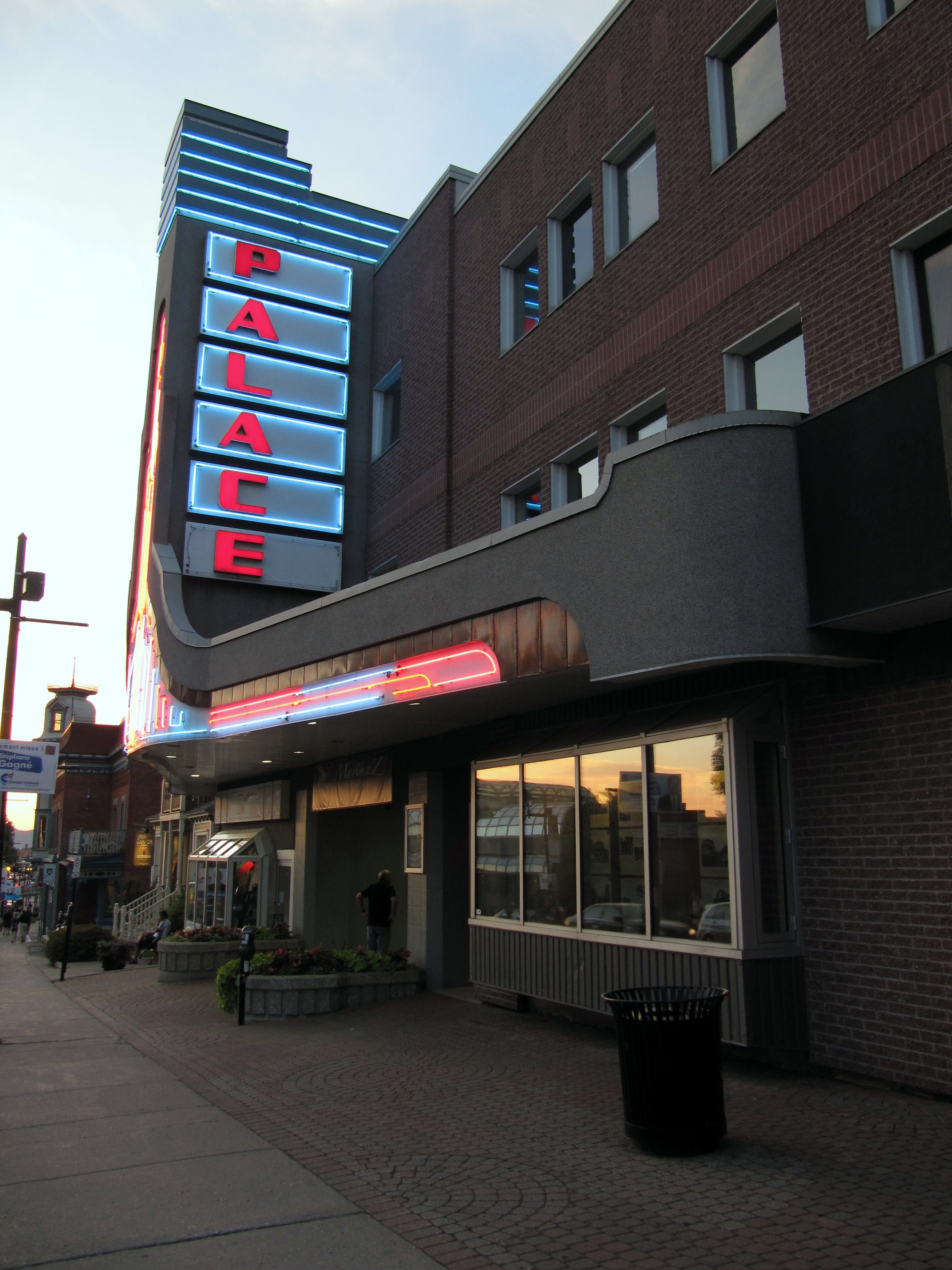 Façade du Palace de Granby.
